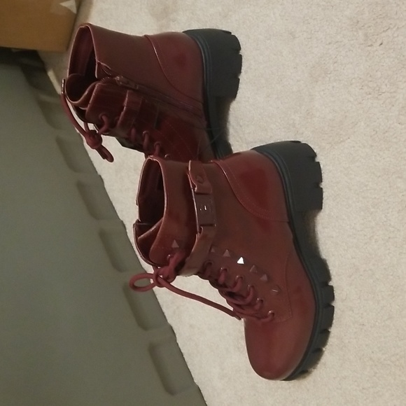 GBG Los Angeles wine booties. NEW. Size 7 - Picture 3 of 7